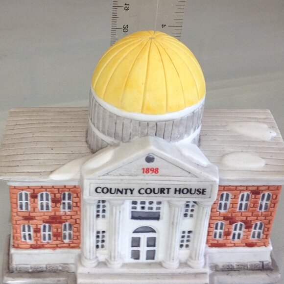 Vintage 1994 American Landmarks 1898 County Courthouse Christmas Village Collect - Picture 5 of 5